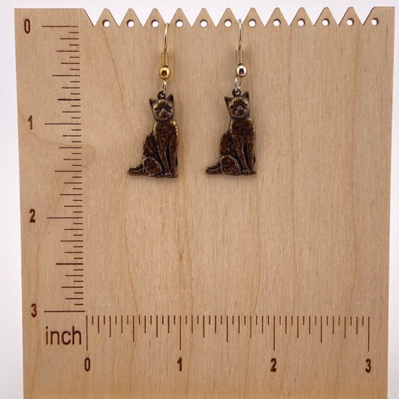 Vintage Cat Earrings - Picture 2 of 9